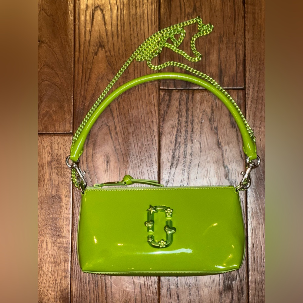 Marc Jacobs Glossy Green Crossbody/Shoulder Bag |NWOT | Rare | $445 Retail 💚 - Picture 2 of 15